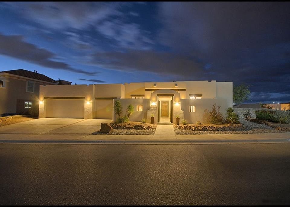 1st image of 6435 Calle Del Sol Dr