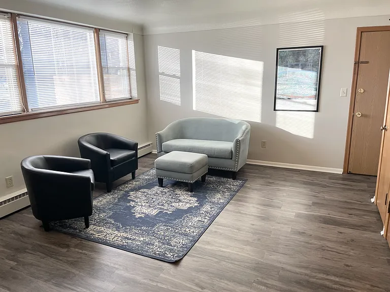 Dunlap Apartments — Photo 21
