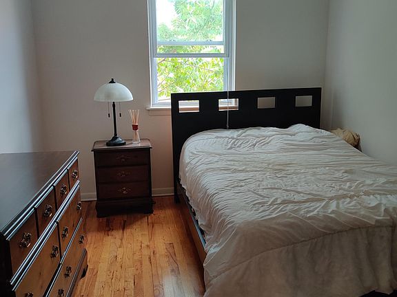 5th image of 2116 E 65th St Floor 2