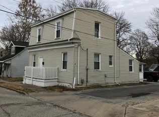 8 N 16th St, Belleville, IL 62220