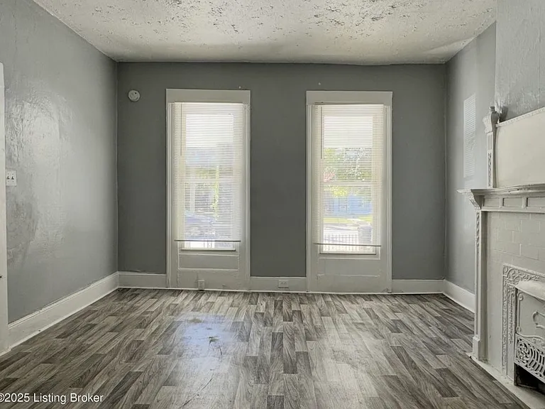 2315 Portland Ave #1 — Photo 4