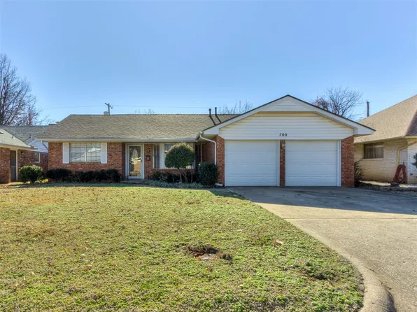700 Briarcrest Dr, Midwest City, OK 73110