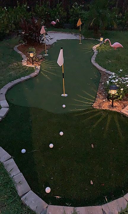 Mini golf