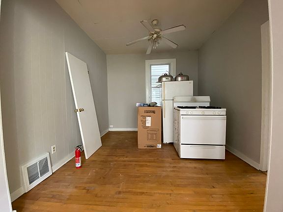 4th image of 922 E Wright St #Lr