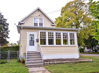 620 1st St N, Fargo, ND 58102