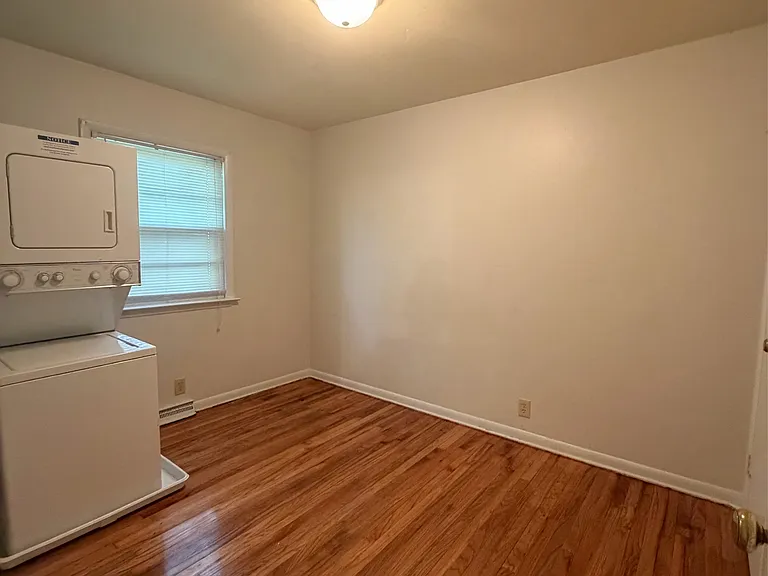 2114 Ferrol St — Photo 12