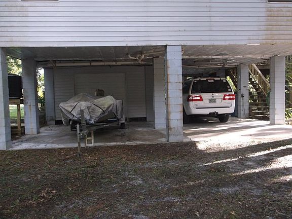 2nd image of 15410 NW 42nd Ln