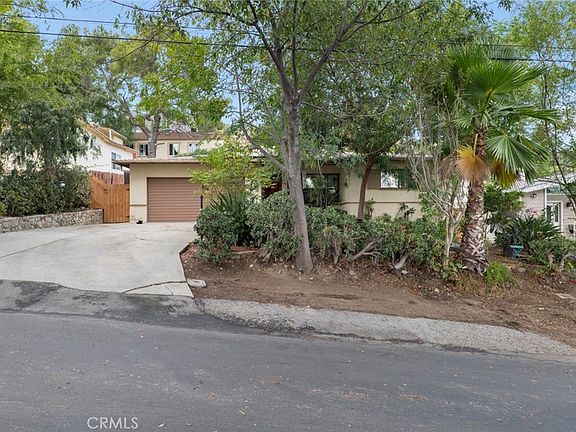 5th image of 10756 Redmont Ave