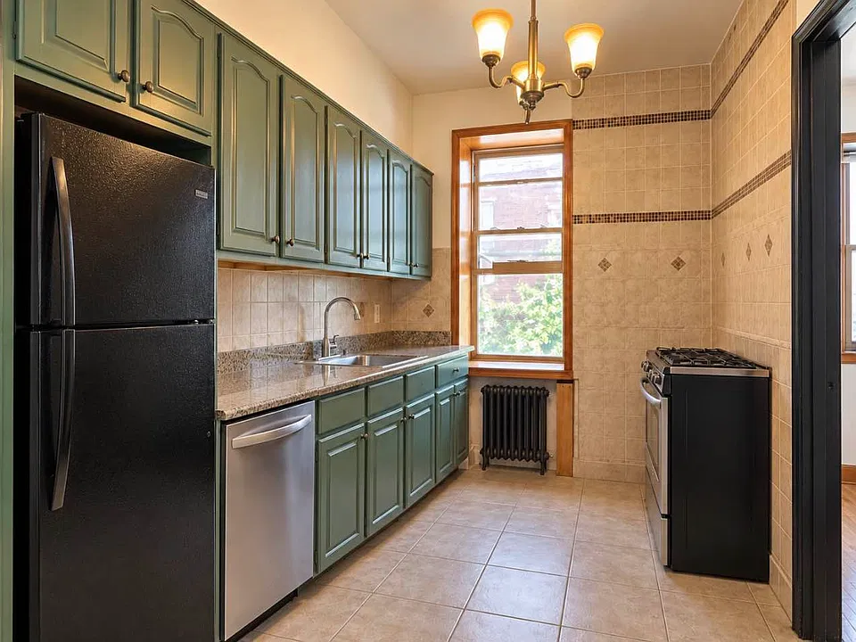 169 Irving Ave #2-L