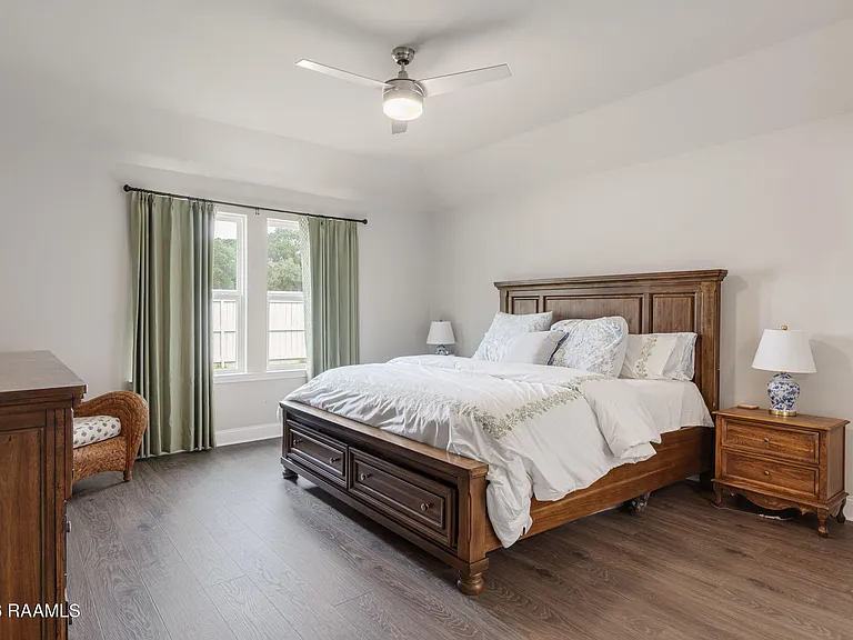 105 Harvest Falls Dr — Photo 14