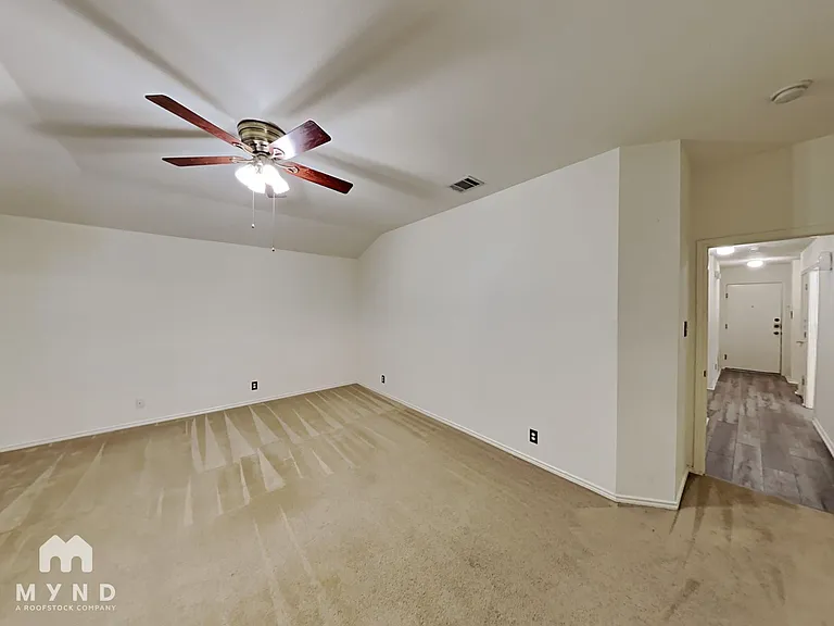 4611 Echo Lake Dr — Photo 11