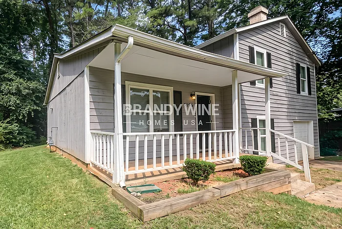 3 bed, 2.0 bath, 1440 sqft, $1,907 — Photo 2