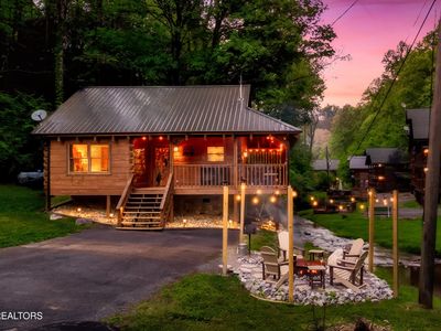 347 Caney Creek Rd, Pigeon Forge, TN, 37863