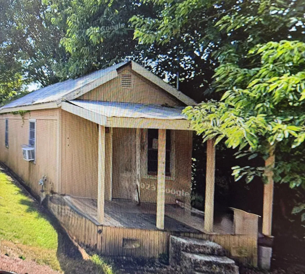 333 Seger Aly — Photo 1