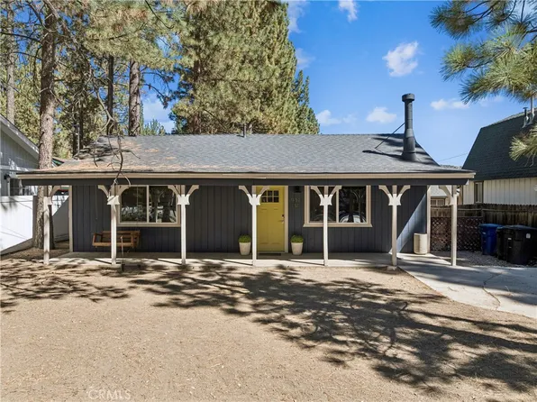 937 E Fairway Blvd, Big Bear City, CA 92314
