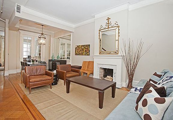 4th image of 39 W 95th St