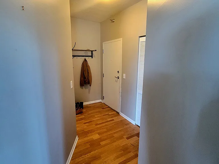 1134 W Granville #804 — Photo 15