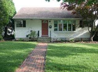 1539 Catasauqua Rd, Bethlehem, PA 18017