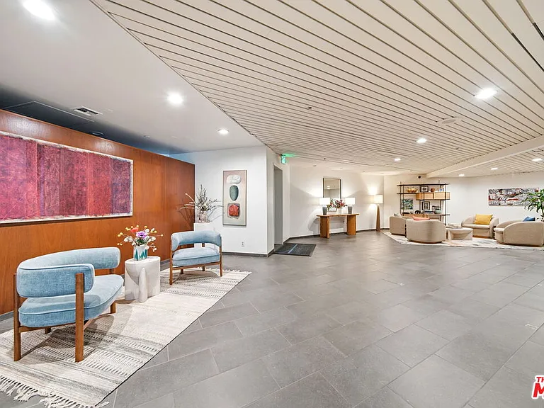 122 Ocean Park Blvd #507 — Photo 45