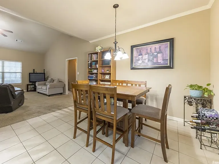 1804 Milburn Dr — Photo 9