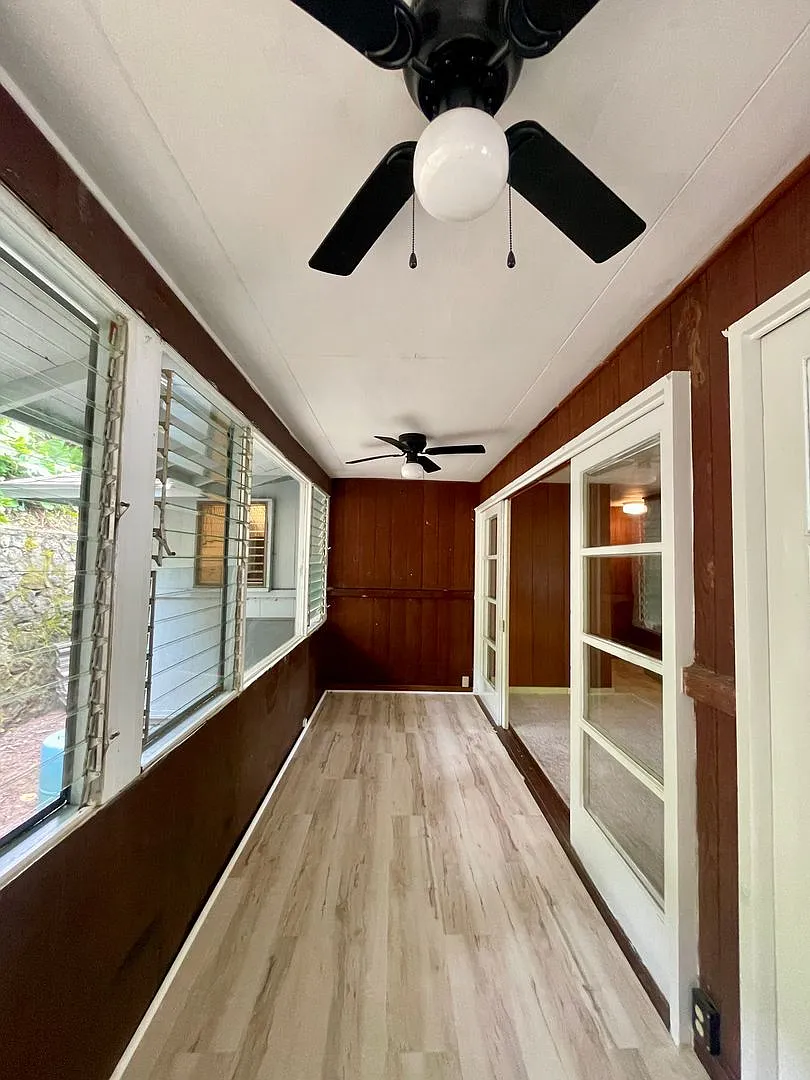 Cozy, Spacious, Clean & Nostalgic Home in Palolo Valley. — Photo 2