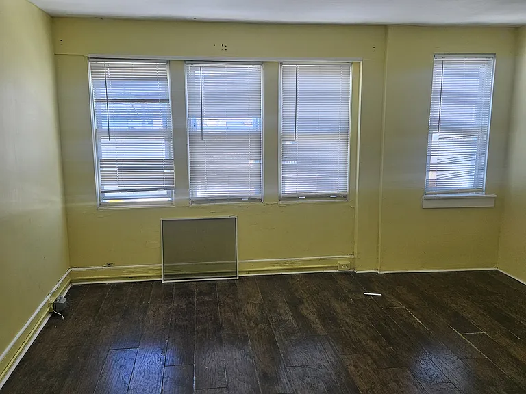 1916 Magellan Ave — Photo 13