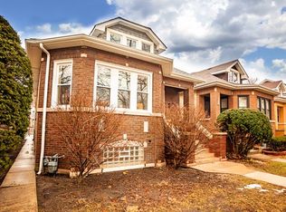 6945 31st St, Berwyn, IL 60402