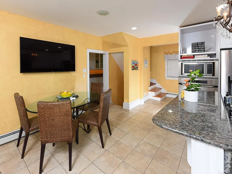 5501 Atlantic Ave #2026 — Photo 9