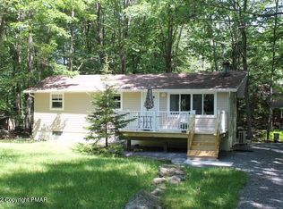 185 Owassa Dr, Pocono Lake, PA 18347