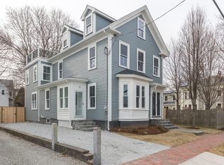 12 Purchase St, Newburyport, MA 01950