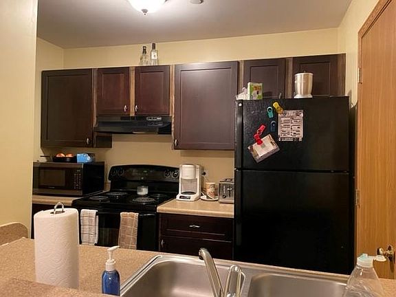 2nd image of 1323 Cunat Ct APT 2G