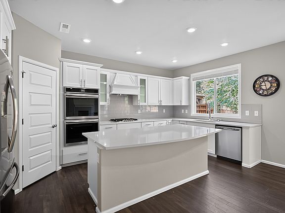 4th image of 12938 186th Ave E