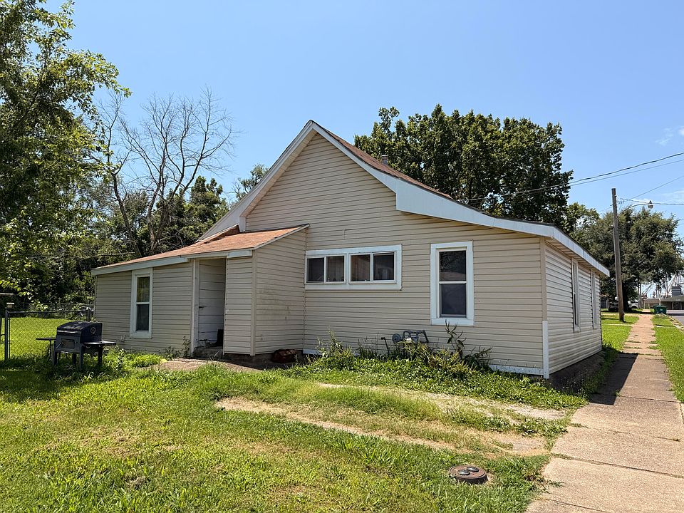 1st image of 434 E Front Street