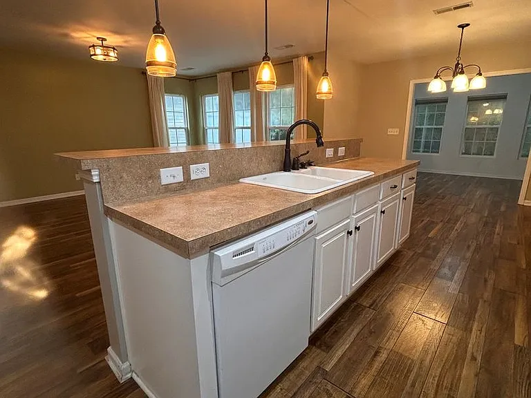 5150 Trump St #405 — Photo 9