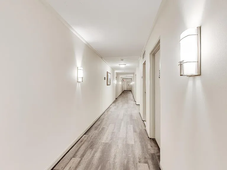 7420 Lakeview Dr #W205 — Photo 9