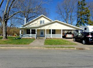 227 S Main St, Waco, NC 28169