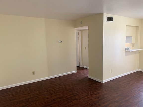 3rd image of 3630 Dalraida Dr #1