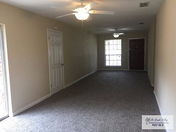 4th image of 54 W Armstrong Ct