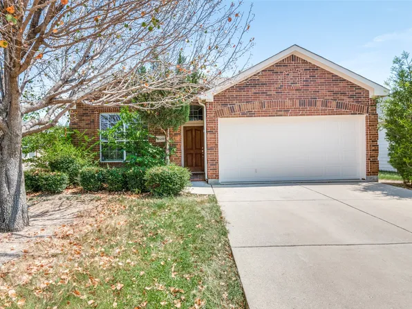 3201 Florian Ln, Fort Worth, TX 76108