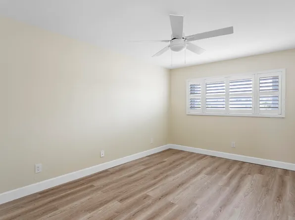 111 Shore Court #203, North Palm Beach, FL 33408