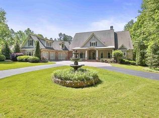 526 White Oak Dr, Newnan, GA 30265