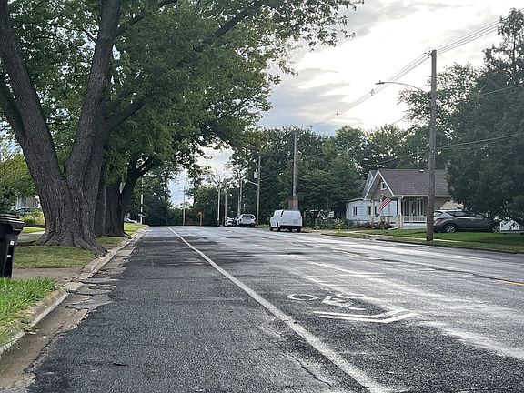 4th image of 1205 E Forrest Hill Ave