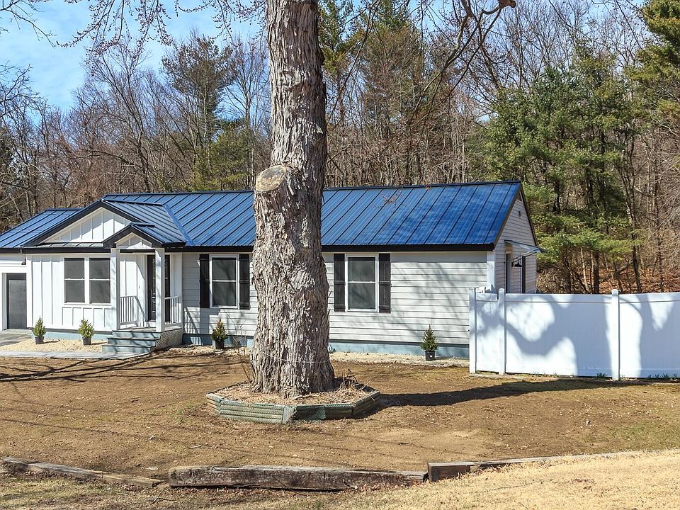 1st image of 7 Frenette Dr