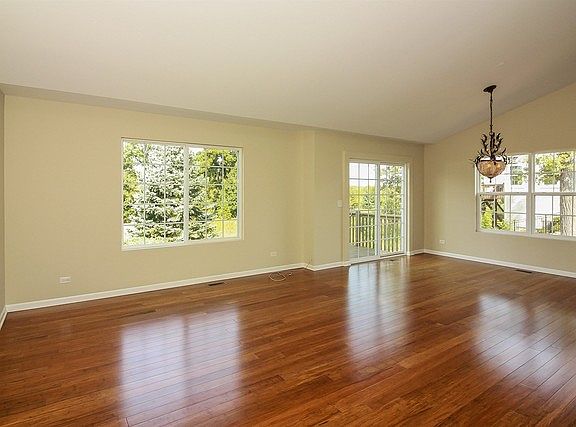 3rd image of 26 Tall Grass Ct