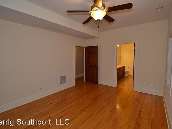 3rd image of 3551 N Southport Ave APT 2