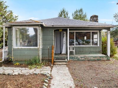 185 Peach St, Merlin, OR, 97532