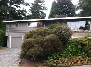 2360 NE 90th St, Seattle, WA 98115