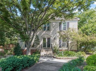6154 Wellington Commons Dr, Alexandria, VA 22310