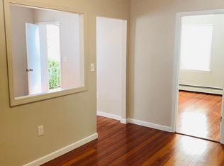 80 Darlingdale Ave #1, Pawtucket, RI 02861