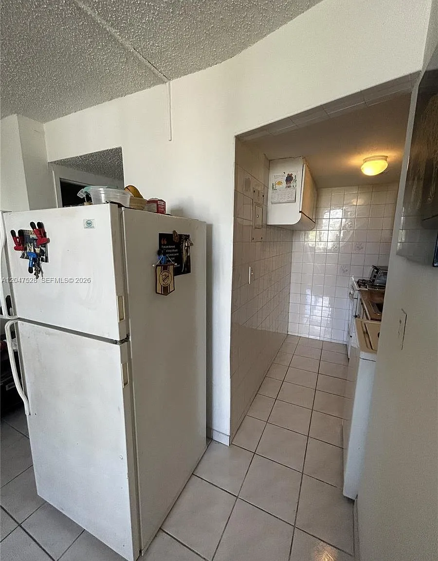 Amd Pl Of 2nd Ocean Front — Photo 3